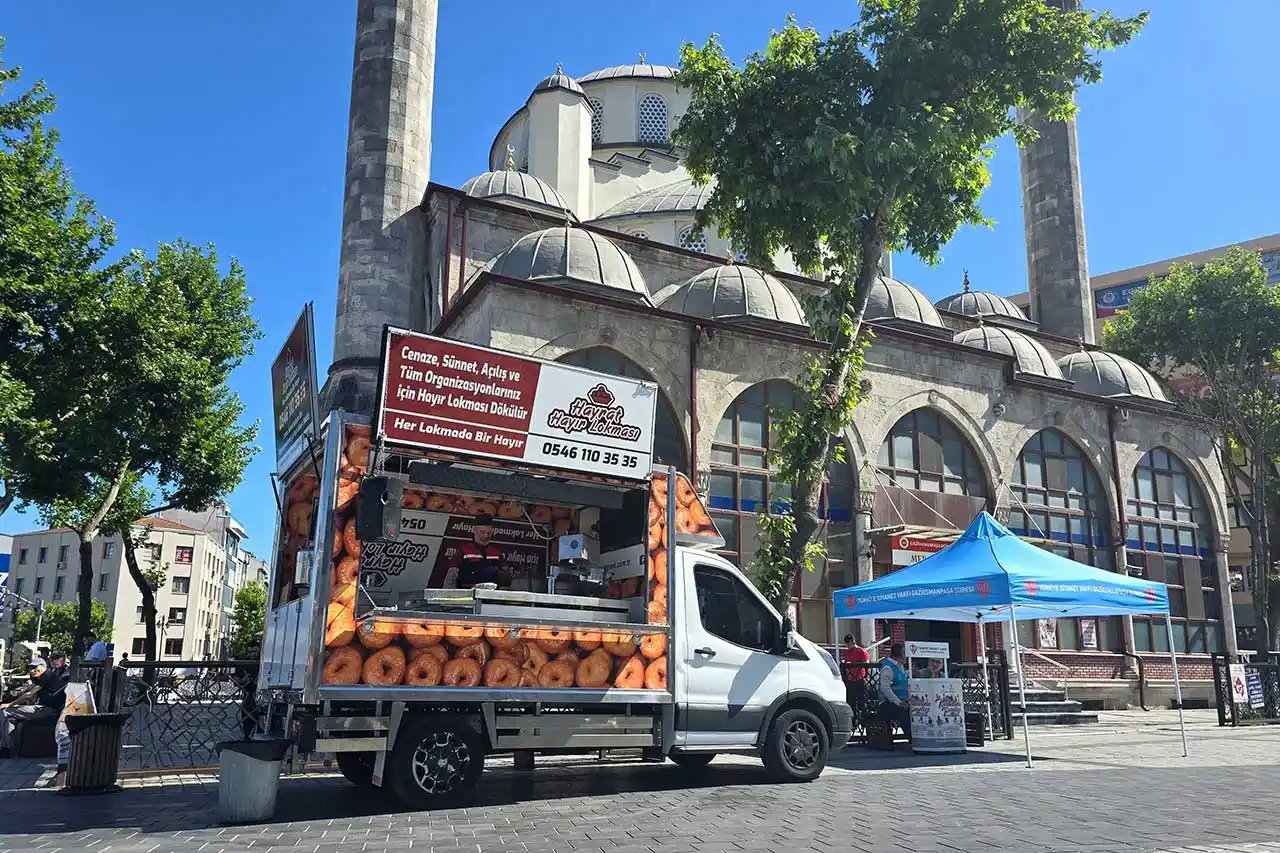 İstanbul'da Mevlüt, cenaze, düğün, nişan ve özel günlerde hayır lokması, hayır pilavı ve mevlüt pilavı dağıtımı