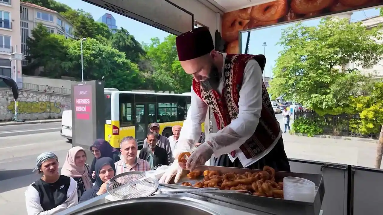 Lokmacı İstanbul aracıyla gerçekleştirilen hayır lokması dökümü