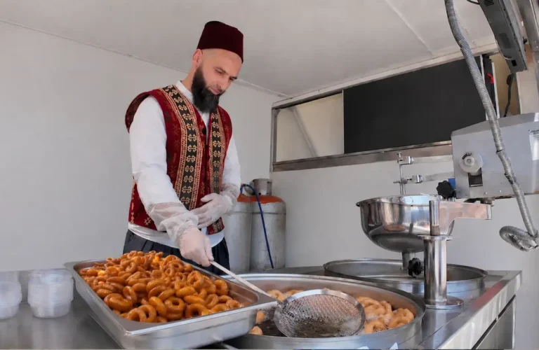 Hayır Lokması Döktürme İstanbul Lokmacı